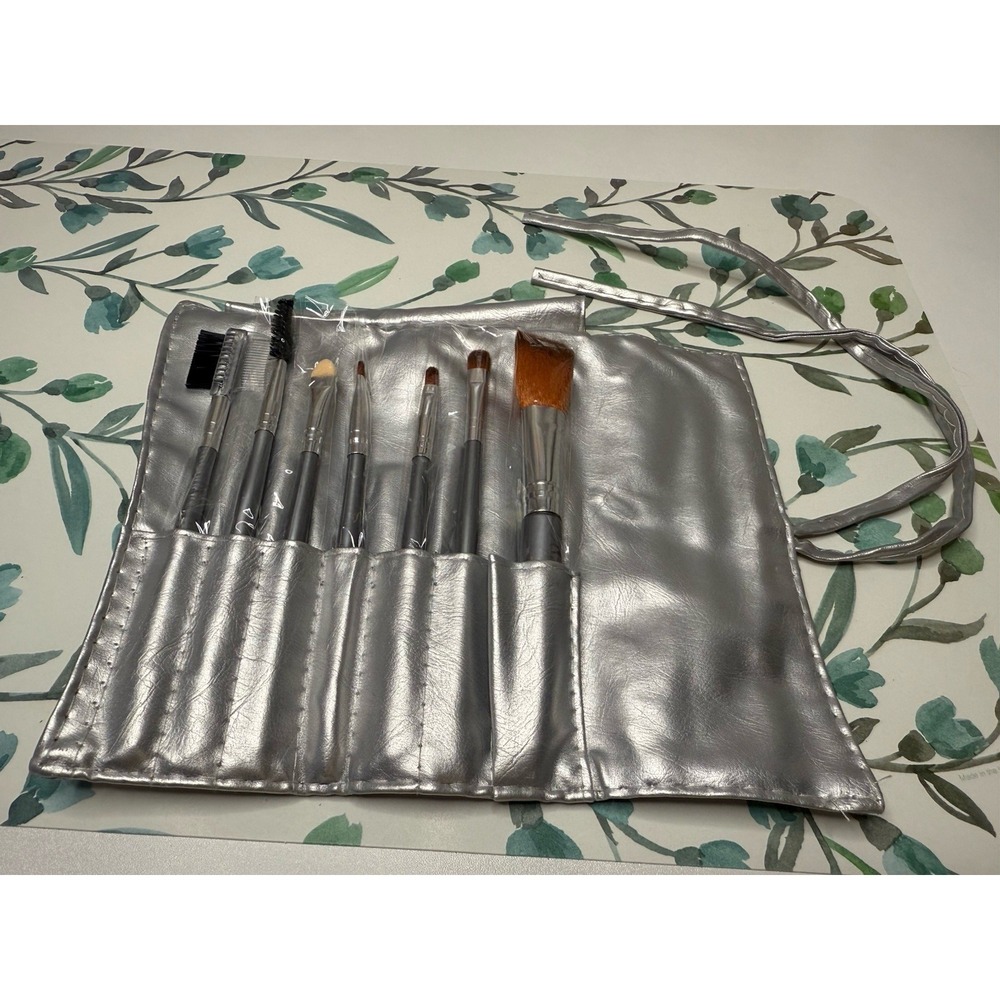 7 Pc‎ Makeup Brush Set w/ Silver Roll Up Case Travel Cosmetic Brush Kit